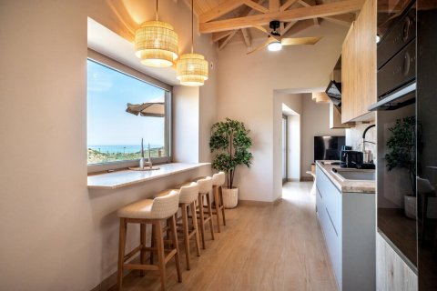 2 bedrooms Villa in Heraklion, Greece No. 54972 3