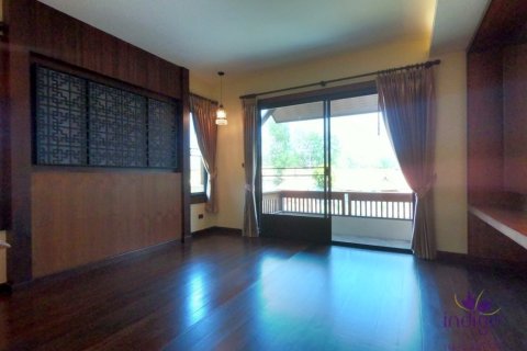 6 bedrooms House in Chiang Mai, Thailand No. 97803 11
