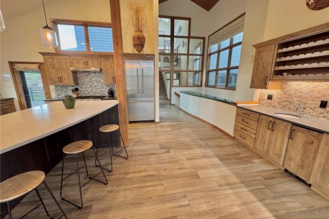 4 bedrooms House in Keystone, USA No. 104612 8