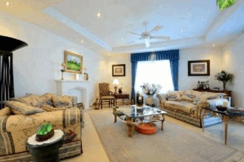 3 chambres Villa à Pattaya, Thailand No. 96553 6