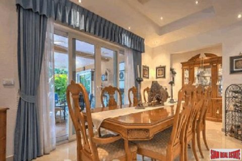 3 chambres Villa à Pattaya, Thailand No. 96553 12