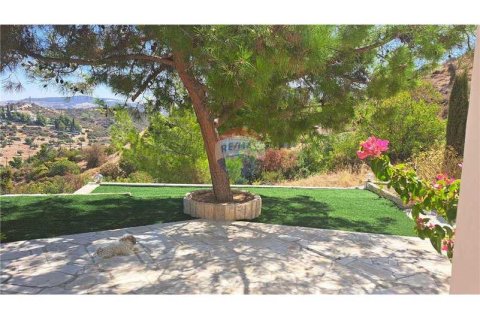 3 bedrooms House in Akrounta, Cyprus No. 74822 4