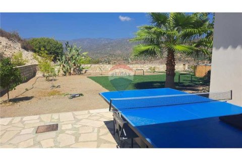 3 bedrooms House in Akrounta, Cyprus No. 74822 12