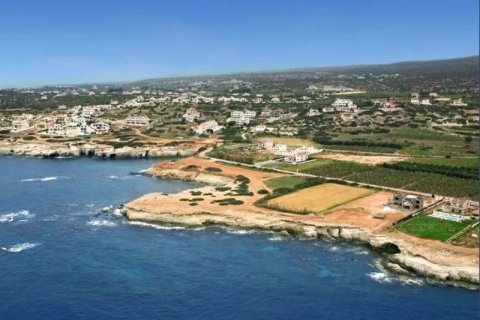 3 bedrooms Villa in Paphos, Cyprus No. 104521 2