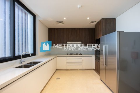 4 bedrooms Villa in Bavaria Town, Vietnam No. 4739 5