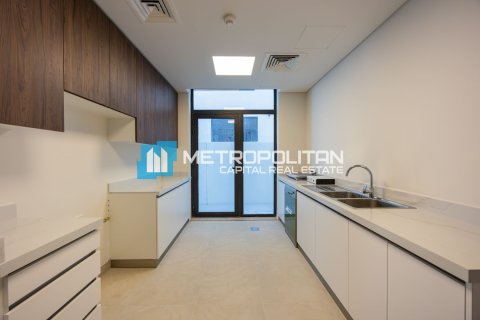 4 bedrooms Villa in Bavaria Town, Vietnam No. 4739 9