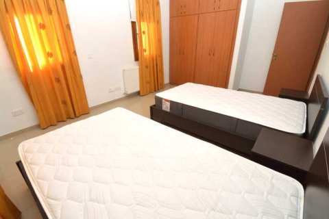 Дом с 4 спальнями в Пила, Кипр №72792 13