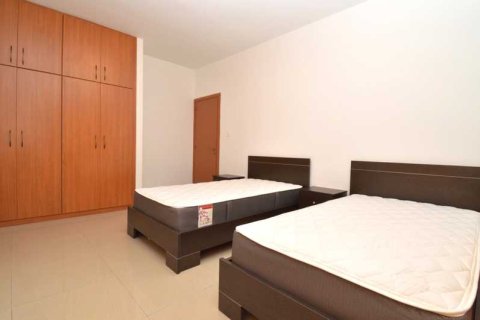 Дом с 4 спальнями в Пила, Кипр №72792 12