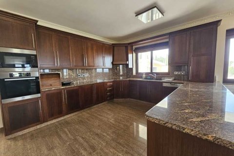 5 bedrooms Villa in Protaras, Cyprus No. 82695 3