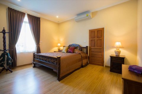 9 bedrooms House in Chiang Mai, Thailand No. 98252 21