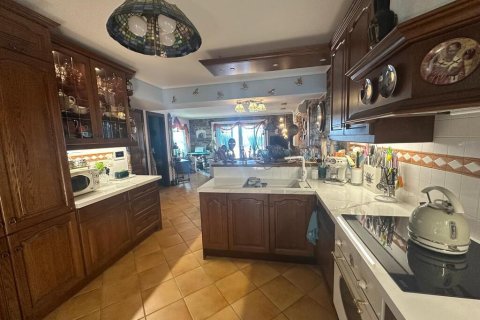 4 bedrooms Villa in Palaia Fokaia, Greece No. 108276 10