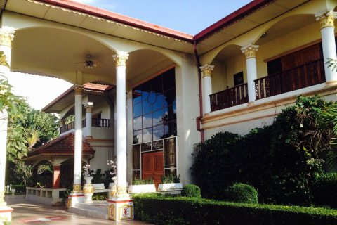 5 bedrooms House in Chiang Mai, Thailand No. 97733 2