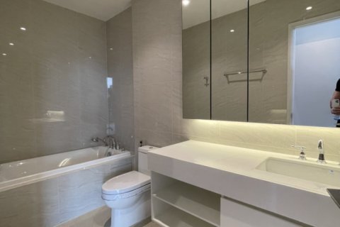 2 bedrooms Condo in Bangkok, Thailand No. 199 10