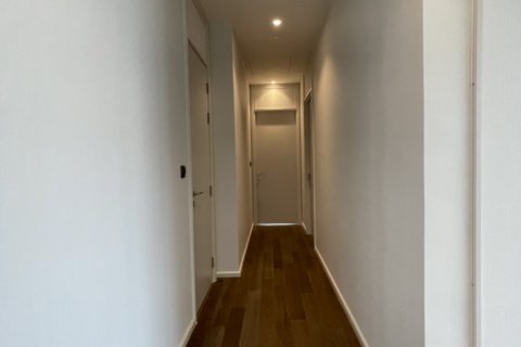 2 bedrooms Condo in Bangkok, Thailand No. 199 16