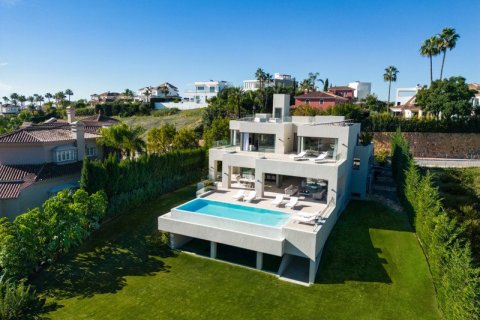 5 chambres House à Nueva Andalucia, Spain No. 27541