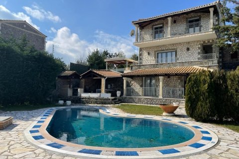 3 bedrooms Villa in Corfu, Greece No. 109477 1