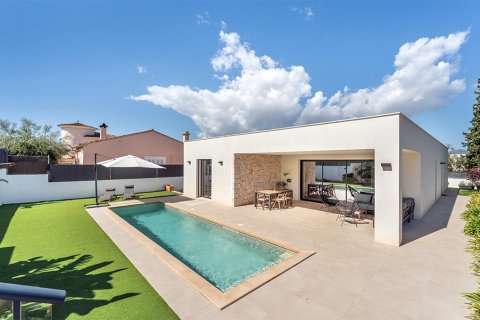3 bedrooms Villa on the Mallorca, Spain No. 117100