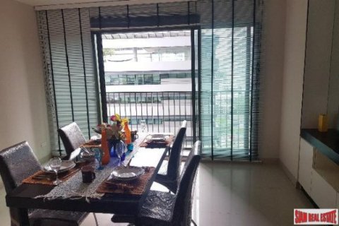 2 bedrooms Apartment in Bangkok, Thailand No. 96827 16