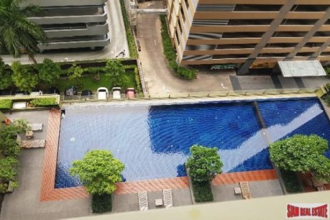2 bedrooms Apartment in Bangkok, Thailand No. 96827 4