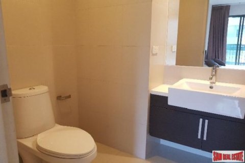 2 bedrooms Apartment in Bangkok, Thailand No. 96827 10