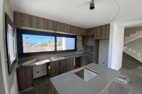 4 bedrooms Villa in Paphos, Cyprus No. 83455 5