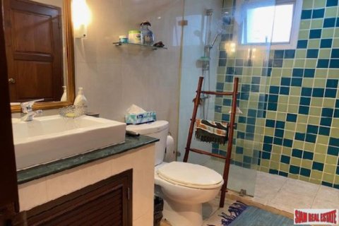 3 bedrooms Apartment in Bangkok, Thailand No. 98124 14