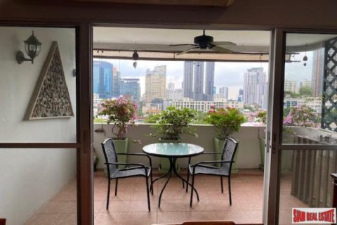 3 bedrooms Apartment in Bangkok, Thailand No. 98124 18