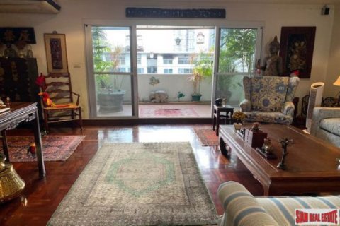 3 bedrooms Apartment in Bangkok, Thailand No. 98124 2