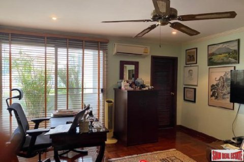 3 bedrooms Apartment in Bangkok, Thailand No. 98124 10