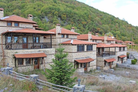 Дом с 4 спальнями в Пиерия, Греция №113185 2