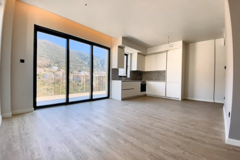 2 bedrooms Apartment in Tivat, Montenegro No. 104824 13