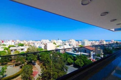 3 dormitorios Penthouse en Mesa Geitonia, Cyprus No. 40730 4