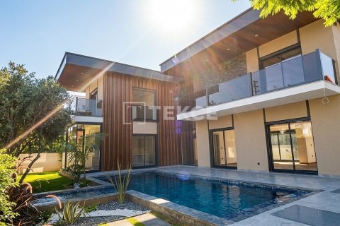 4 bedrooms Villa in Fethiye, Turkey No. 77922