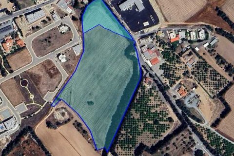 Commercial property in Meneou, Cyprus No. 42150 2