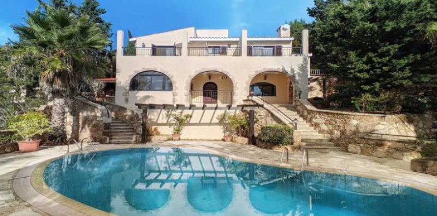 Вилла с 3 спальнями в Тала, Кипр №101787