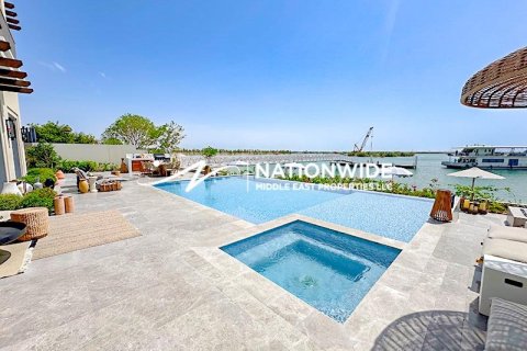 5 bedrooms Villa in Binh Duong, Vietnam No. 87614 1