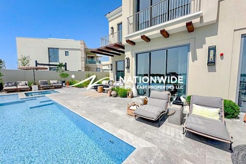 5 bedrooms Villa in Binh Duong, Vietnam No. 87614 13