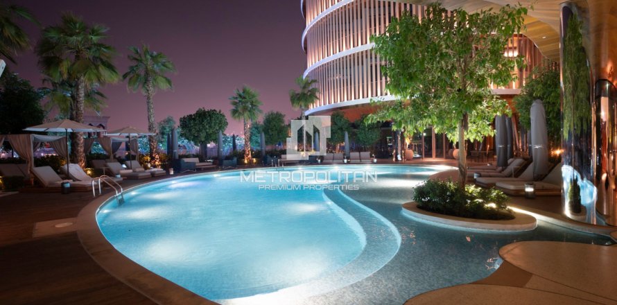 3 bedrooms Apartment in Jumeirah, UAE No. 93542