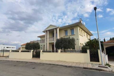 7 bedrooms House in Enkomi, Cyprus No. 62495 4