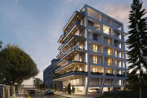 3 bedrooms Apartment in Limassol, Cyprus No. 104093 1