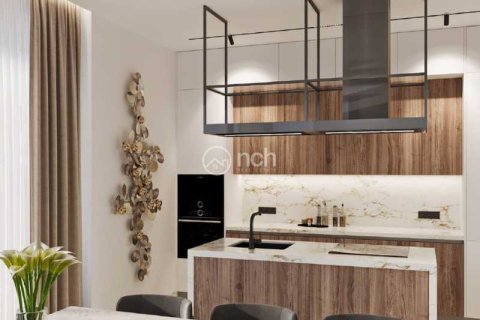 3 bedrooms Apartment in Limassol, Cyprus No. 104093 7