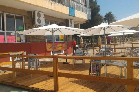 400m² Commercial property in Torrevieja, Spain No. 124582