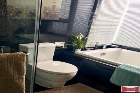 2 bedrooms Apartment in Bangkok, Thailand No. 97250 12