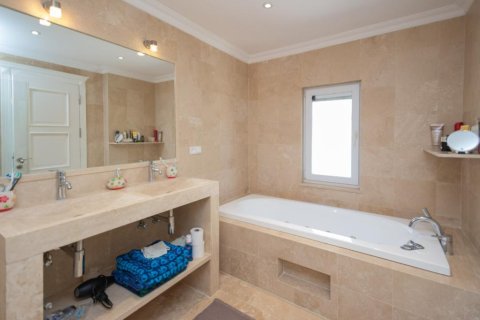 5 rooms Villa in Dao Huu Canh, Vietnam No. 21179 5