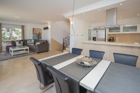 5 rooms Villa in Dao Huu Canh, Vietnam No. 21179 19