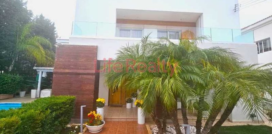 4 chambres House à Germasogeia, Cyprus No. 79660