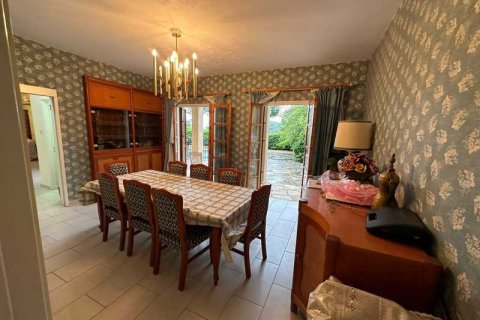 4 bedrooms Villa in Moniatis, Cyprus No. 30029 8