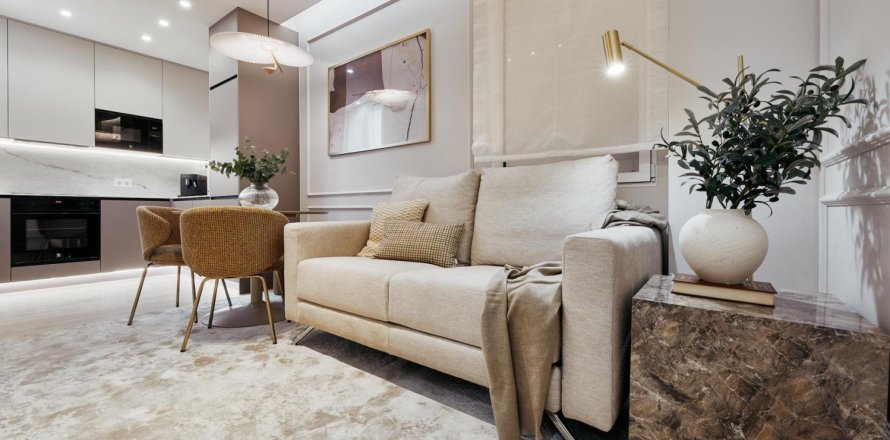 2 bedrooms Apartment in Madrid, Spain No. 124778