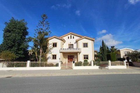 4 bedrooms House in Aradippou, Cyprus No. 80649 1