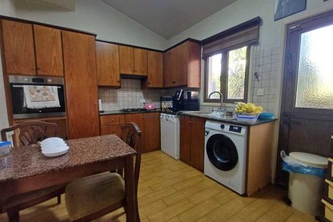 4 bedrooms House in Aradippou, Cyprus No. 80649 10